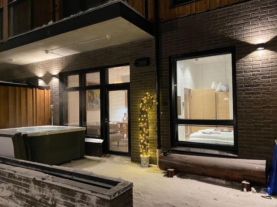 Levi Diamonds Luxury Ski-In&Out &Private Jacuzzi Sirkka Exterior photo
